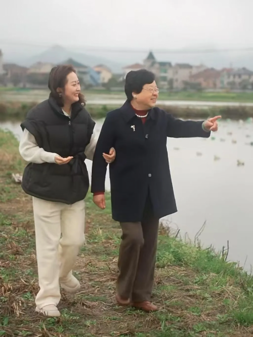 “珍珠奶奶”通过抖音电商开拓新市场AG真人平台深耕珍珠行业50多年(图6)