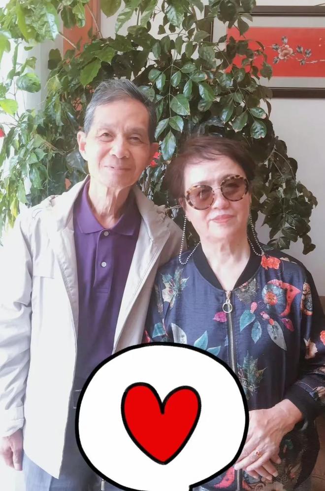 是画家祖籍无锡父亲为了母亲留在青岛AG真人直营朱媛媛家庭情况曝光哥(图15)